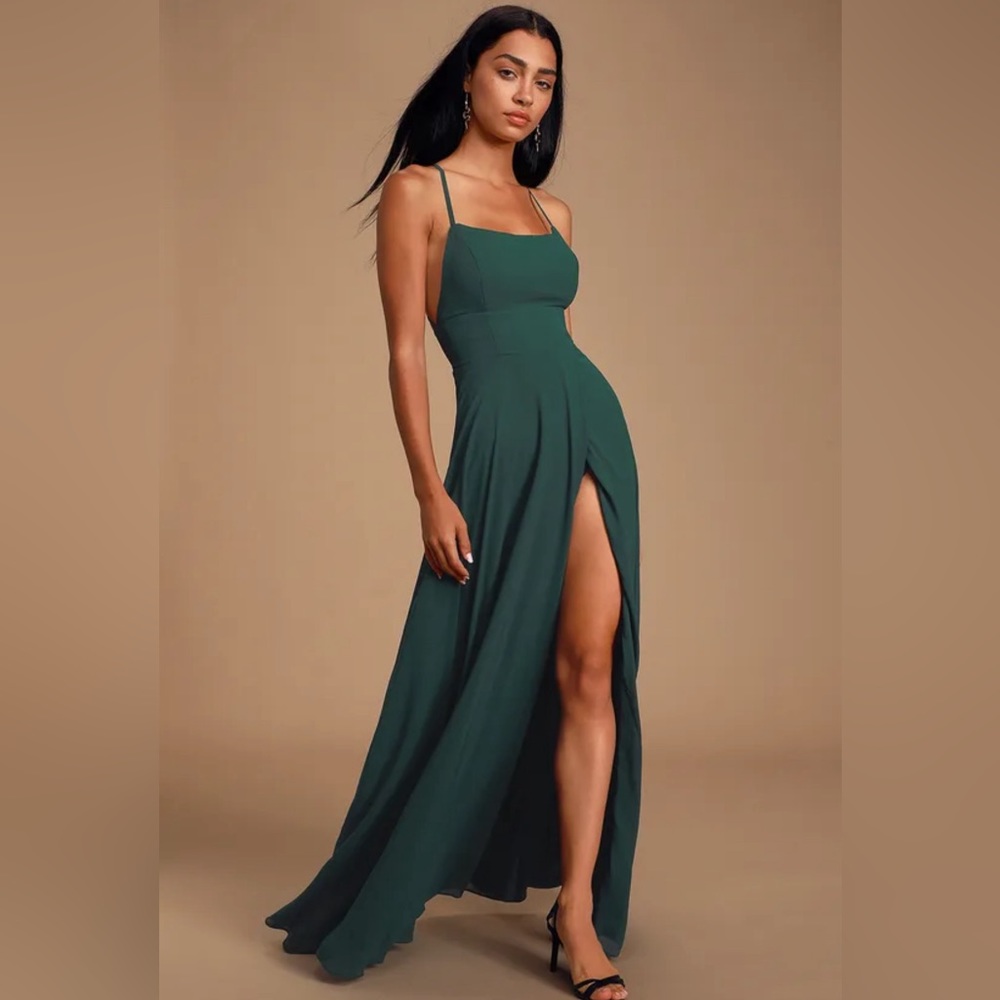 Backless Maxi Dress w Slit